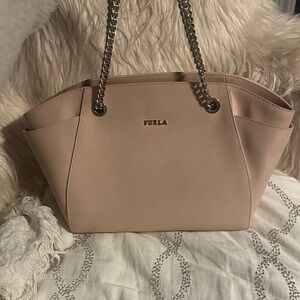 Furla Julia small shoulder Magnolia (light pink) chain straps adjust side pocket